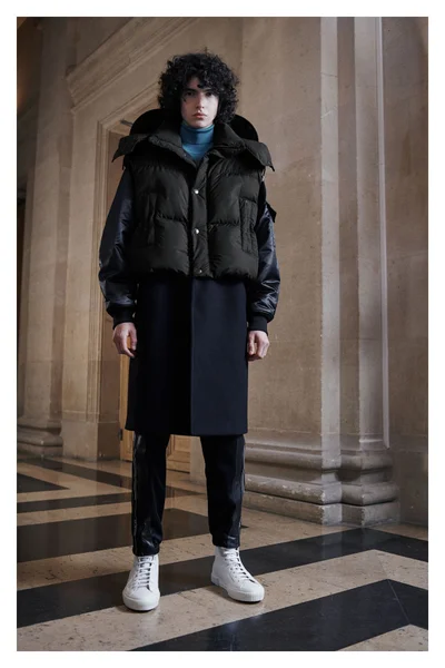 Look 28